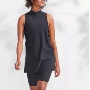 Athleta Sleek Black Sleeveless Tunic